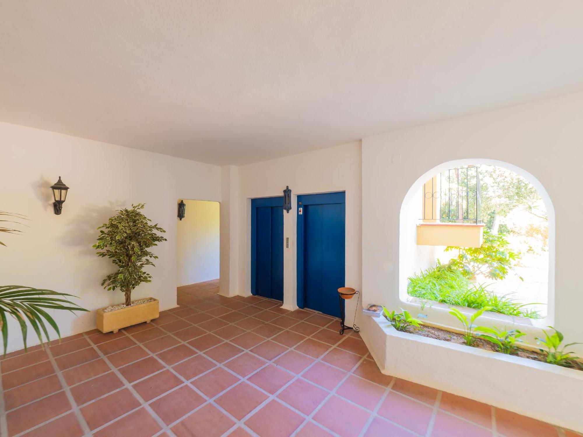 Apartment Cubo's Estudio Cabopino Port & Parking