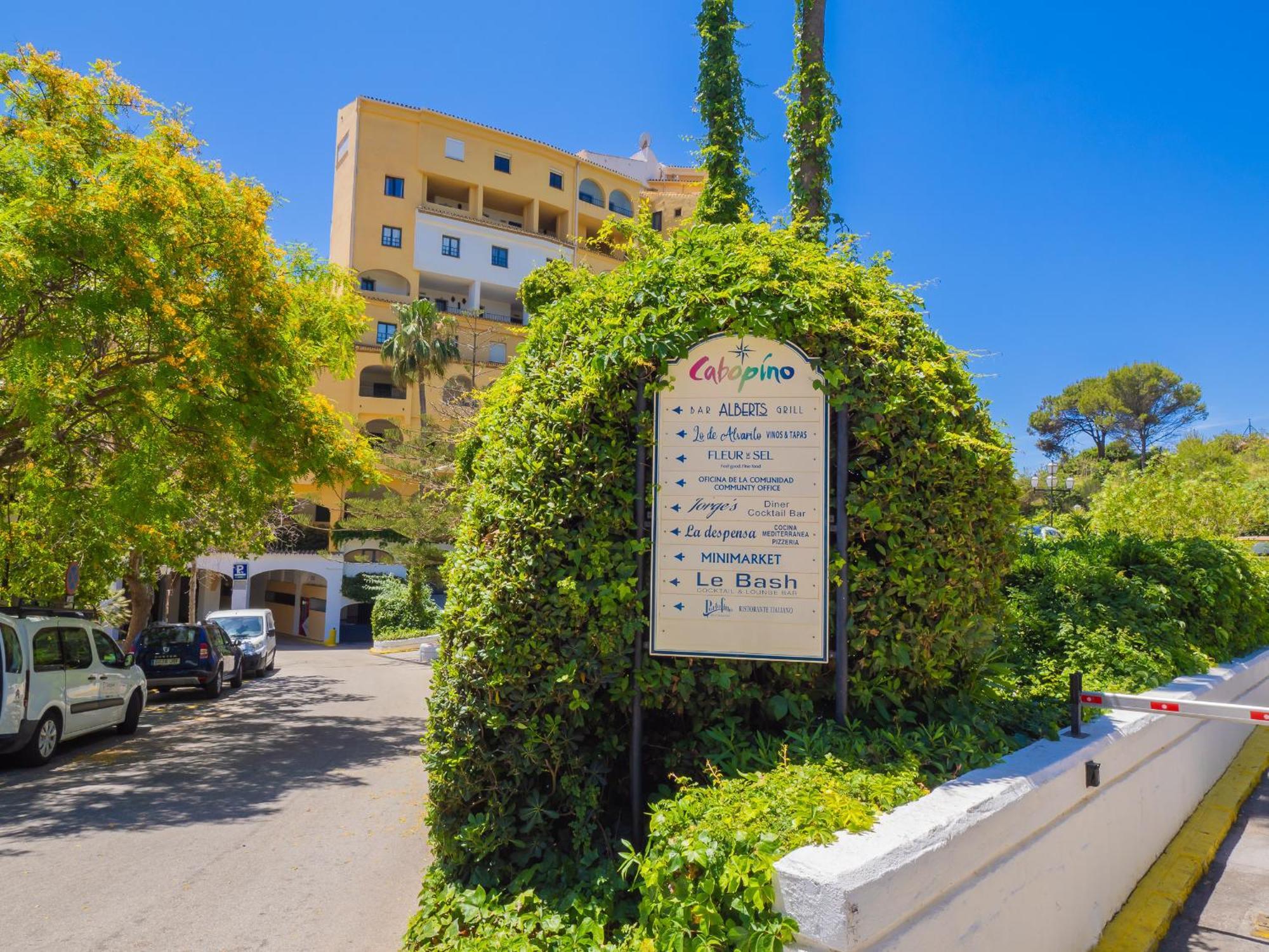 Apartment Cubo's Estudio Cabopino Port & Parking *