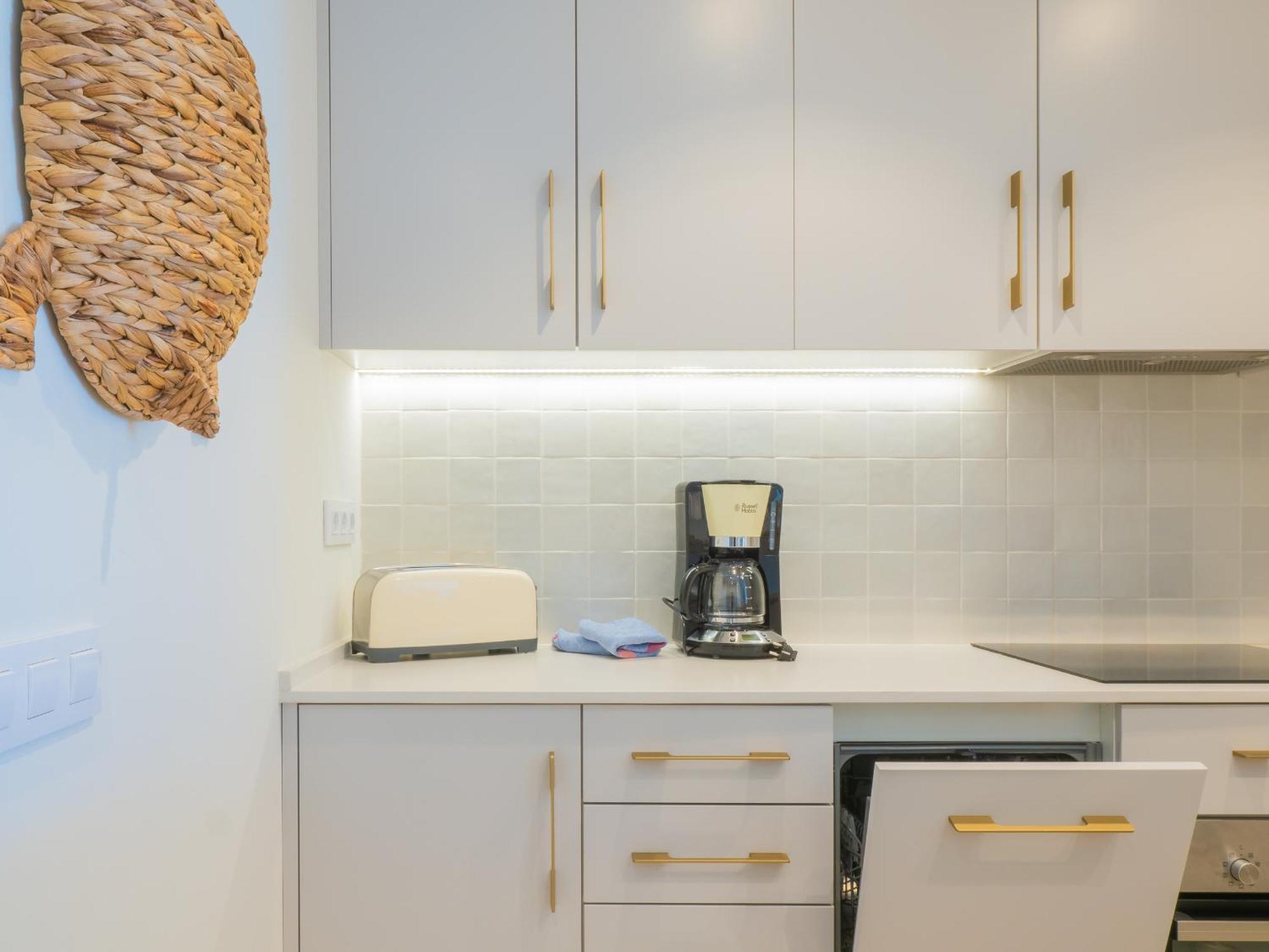 Apartment Cubo's Estudio Cabopino Port & Parking Marbella