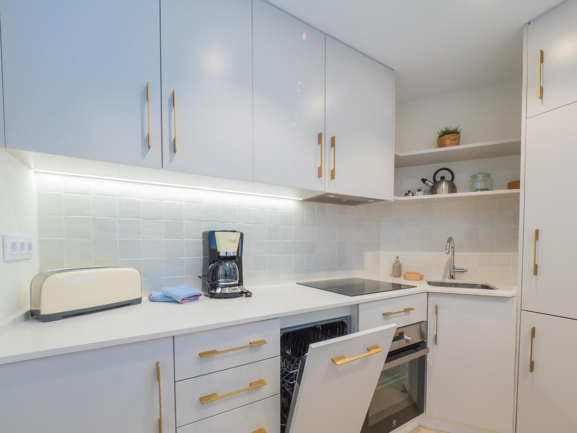 Apartment Cubo's Estudio Cabopino Port & Parking *
