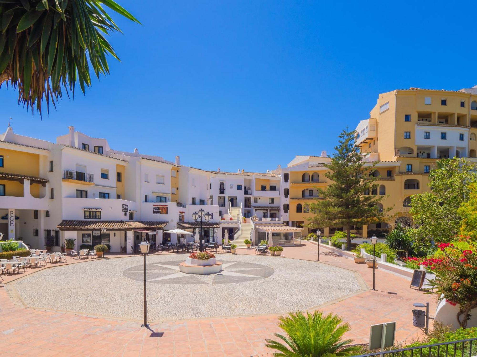 Cubo's Estudio Cabopino Port & Parking Apartment *